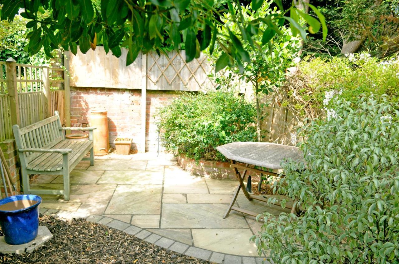 Little Lane Villa Alverstoke Exterior photo